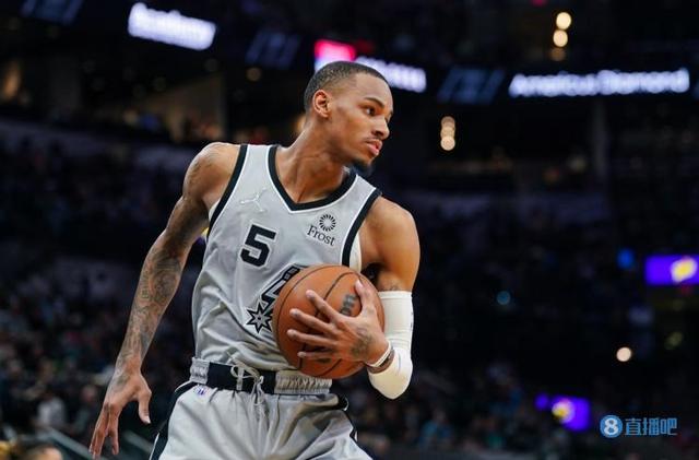 队员们普遍 队员们普遍